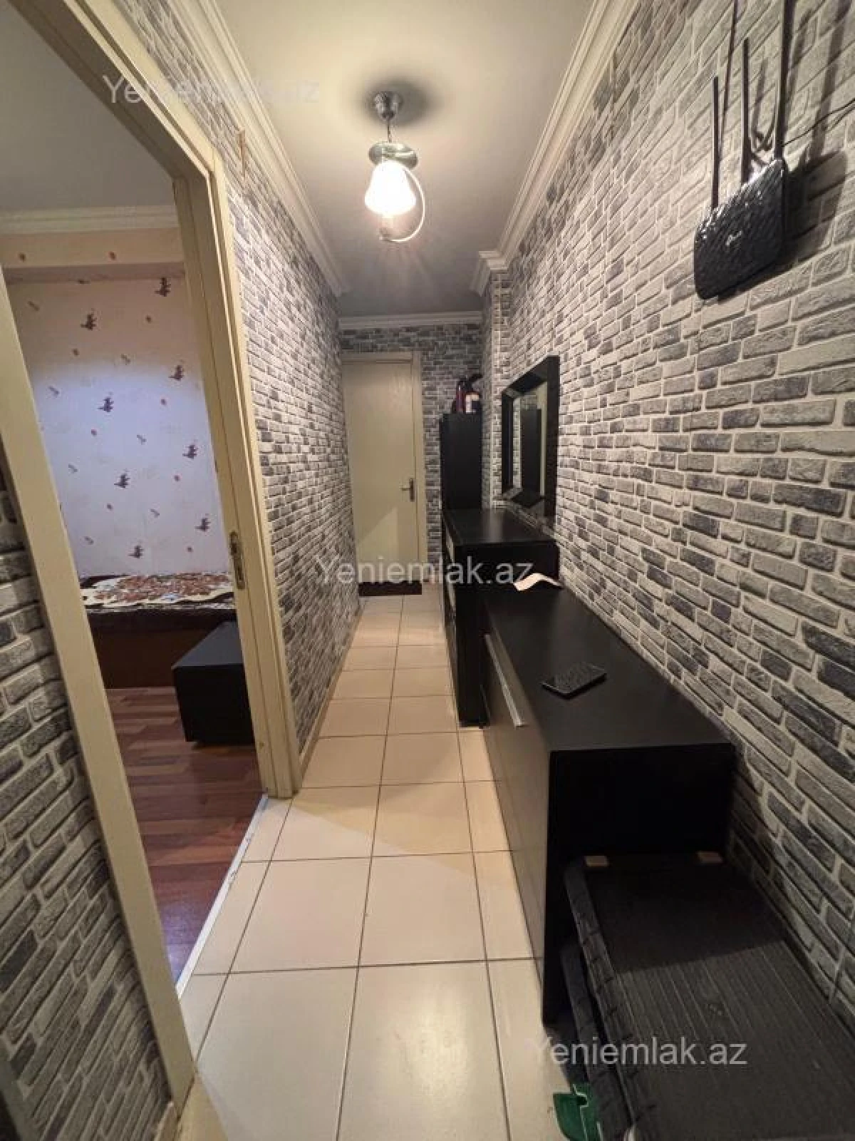 Satılır 3 otaqlı yeni tikili 70 m²