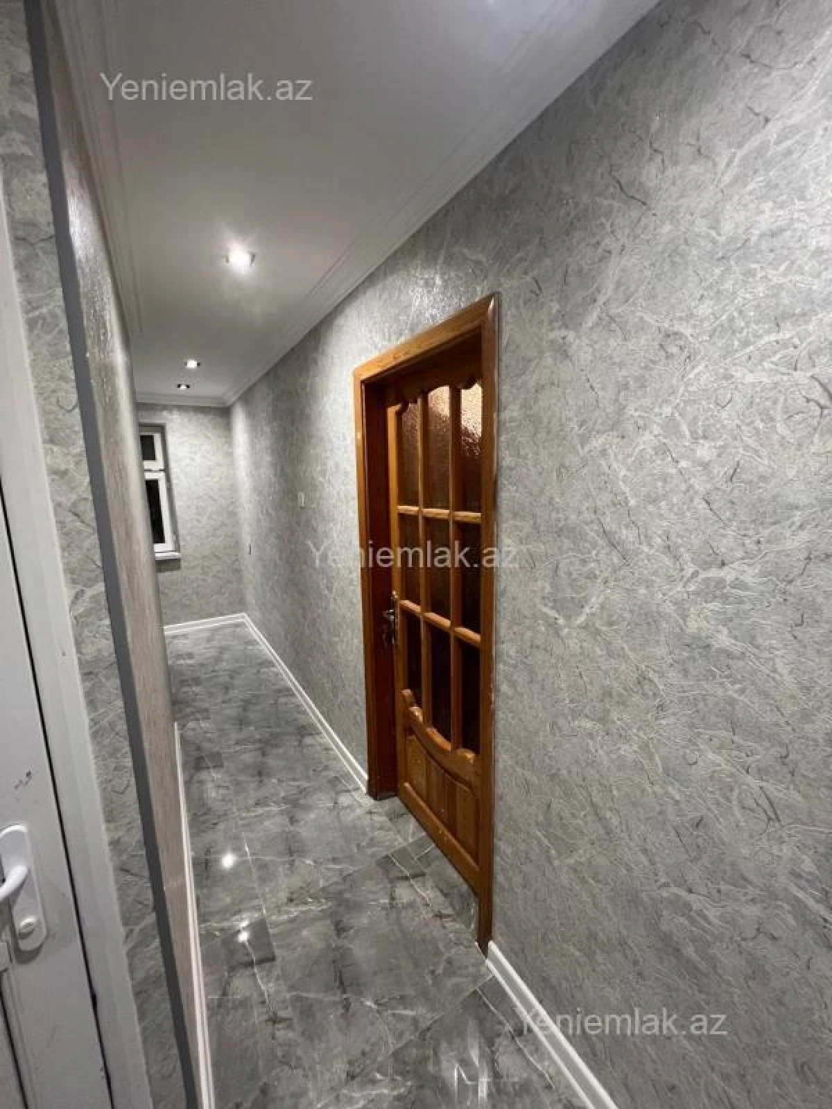 Satılır 2 otaqlı köhnə tikili 47 m²