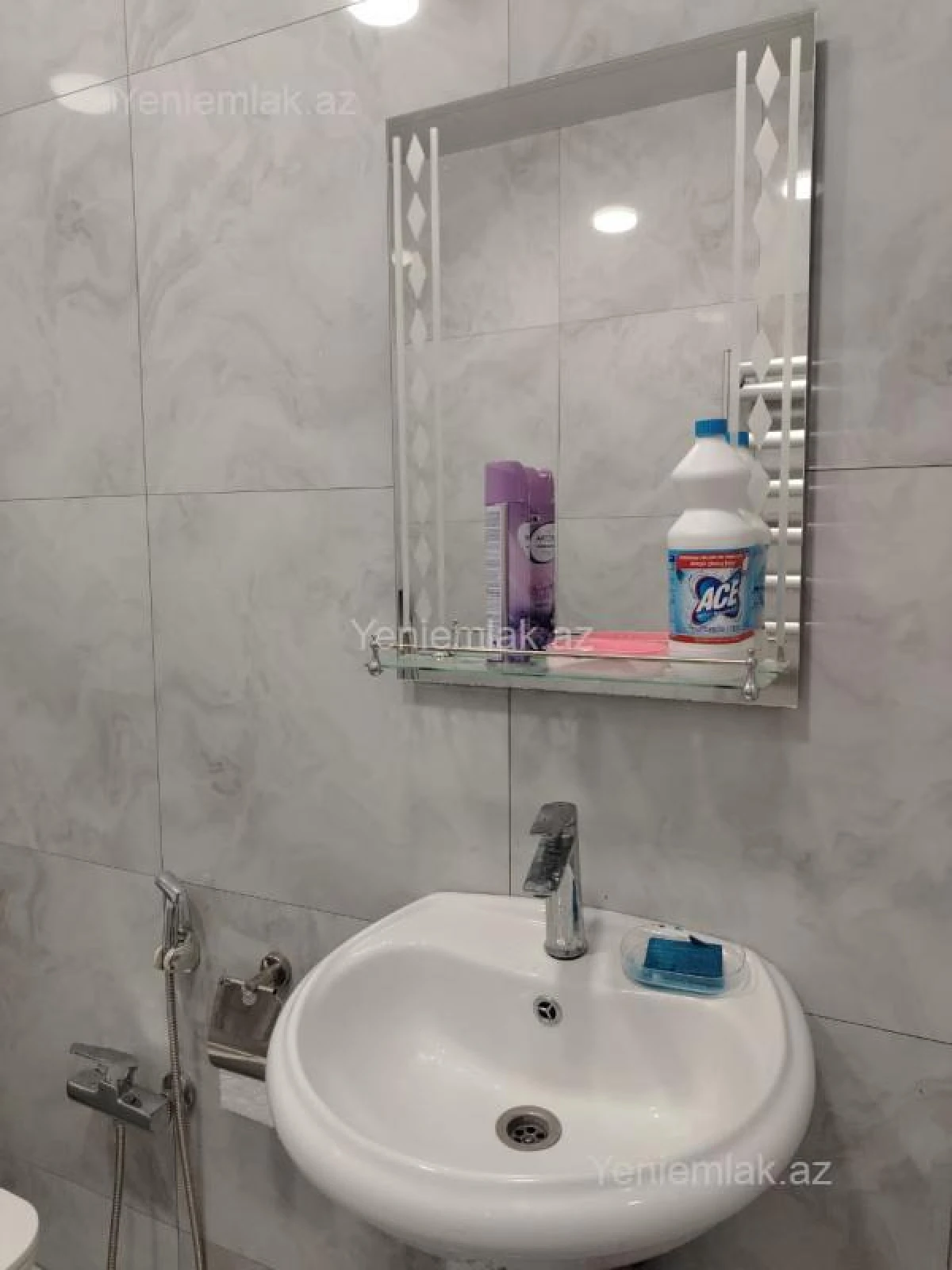 Satılır 2 otaqlı yeni tikili 60 m²