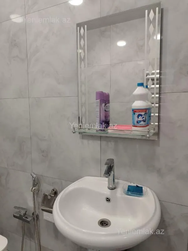 Satılır 2 otaqlı yeni tikili 60 m²