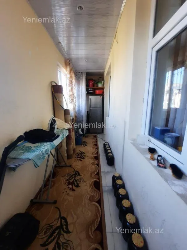 Satılır 4 otaqlı köhnə tikili 100 m²