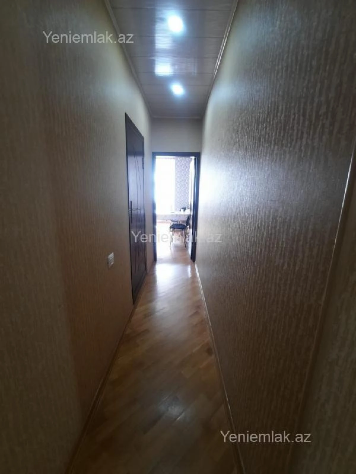 Satılır 4 otaqlı köhnə tikili 100 m²