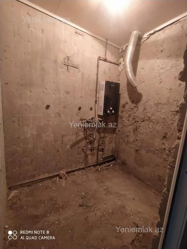 Satılır 3 otaqlı köhnə tikili 80 m²