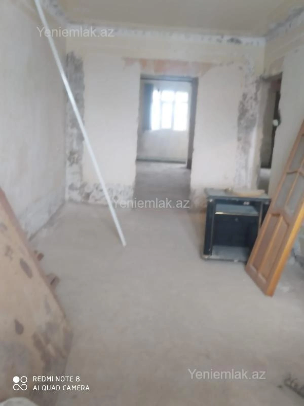 Satılır 3 otaqlı köhnə tikili 80 m²