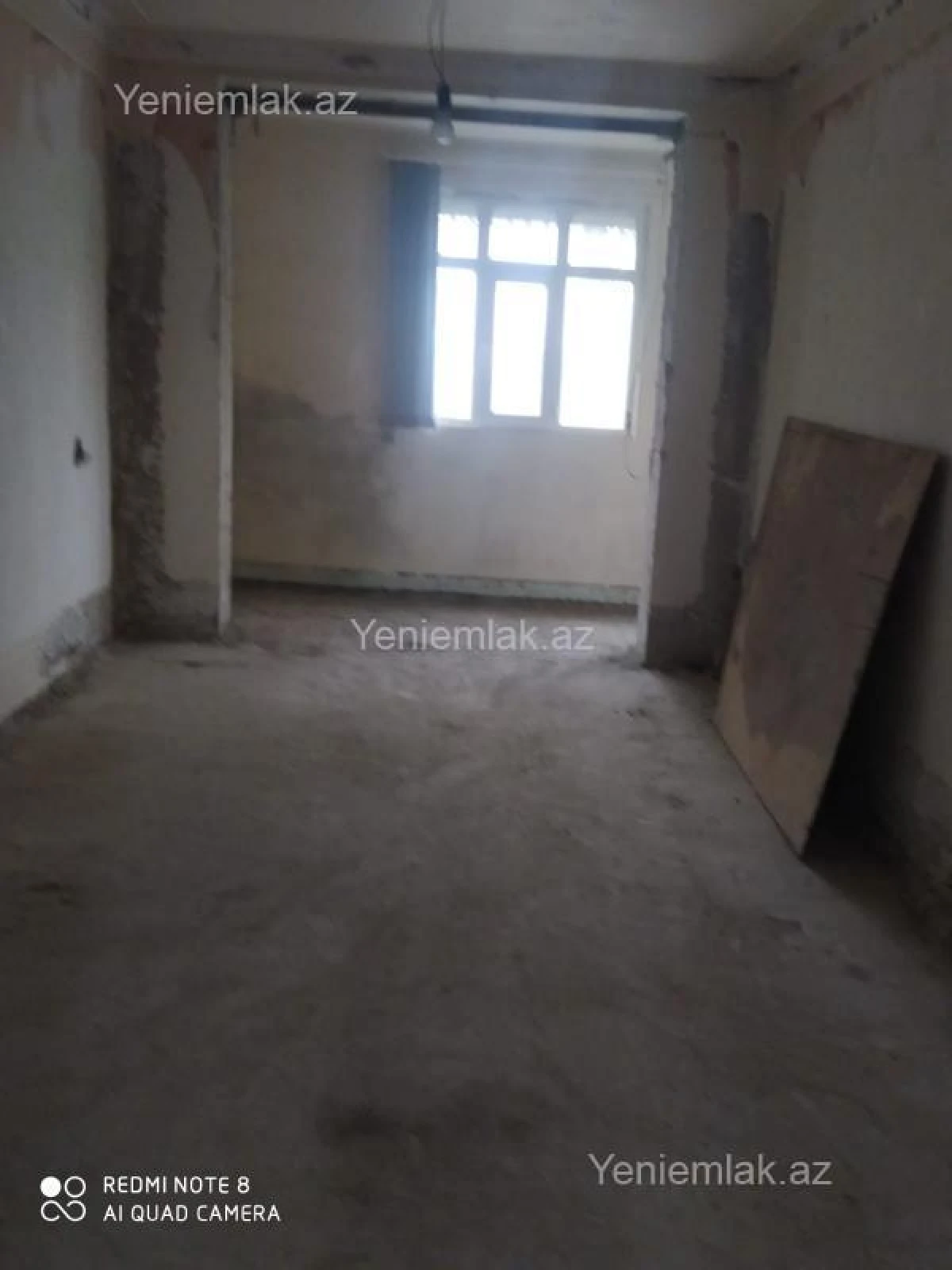 Satılır 3 otaqlı köhnə tikili 80 m²