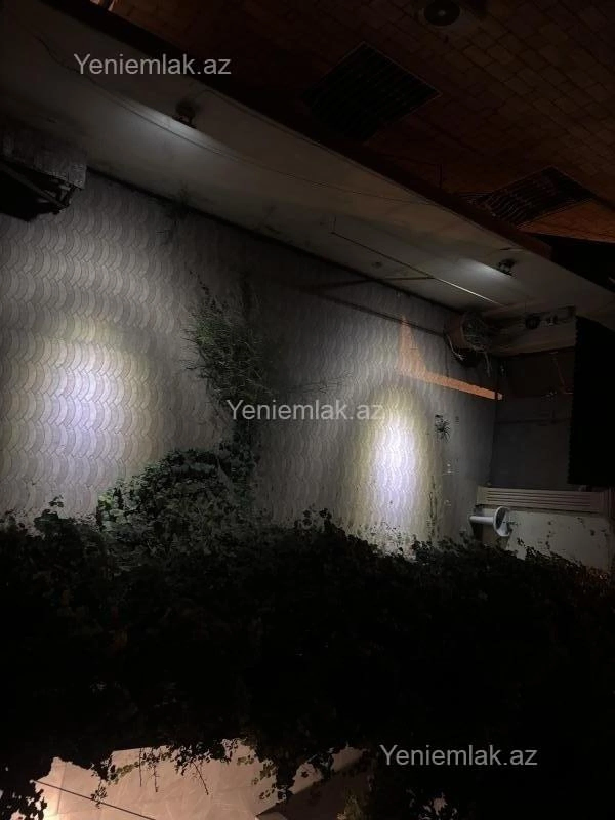 Satılır 6 otaqlı həyət evi 350 m²