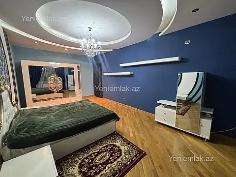 Satılır 6 otaqlı həyət evi 350 m²
