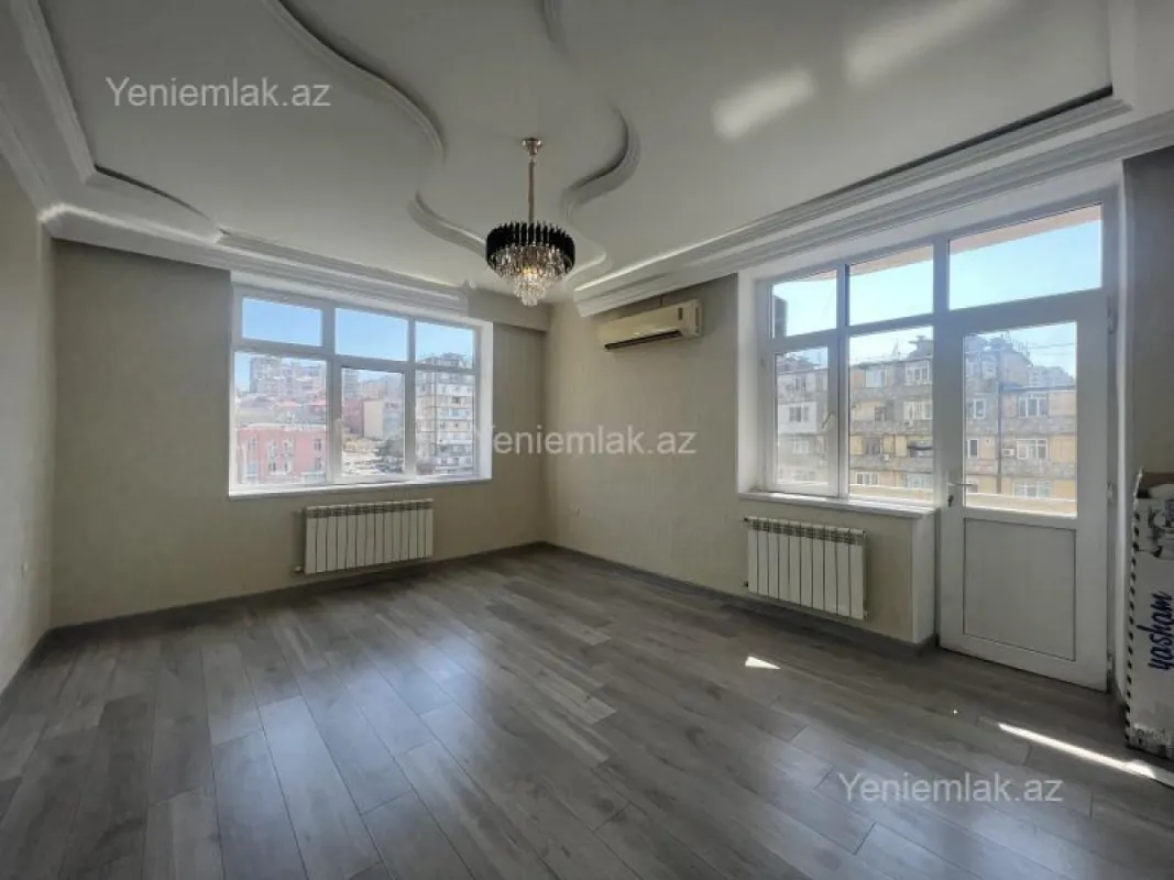 Satılır 3 otaqlı yeni tikili 80 m²