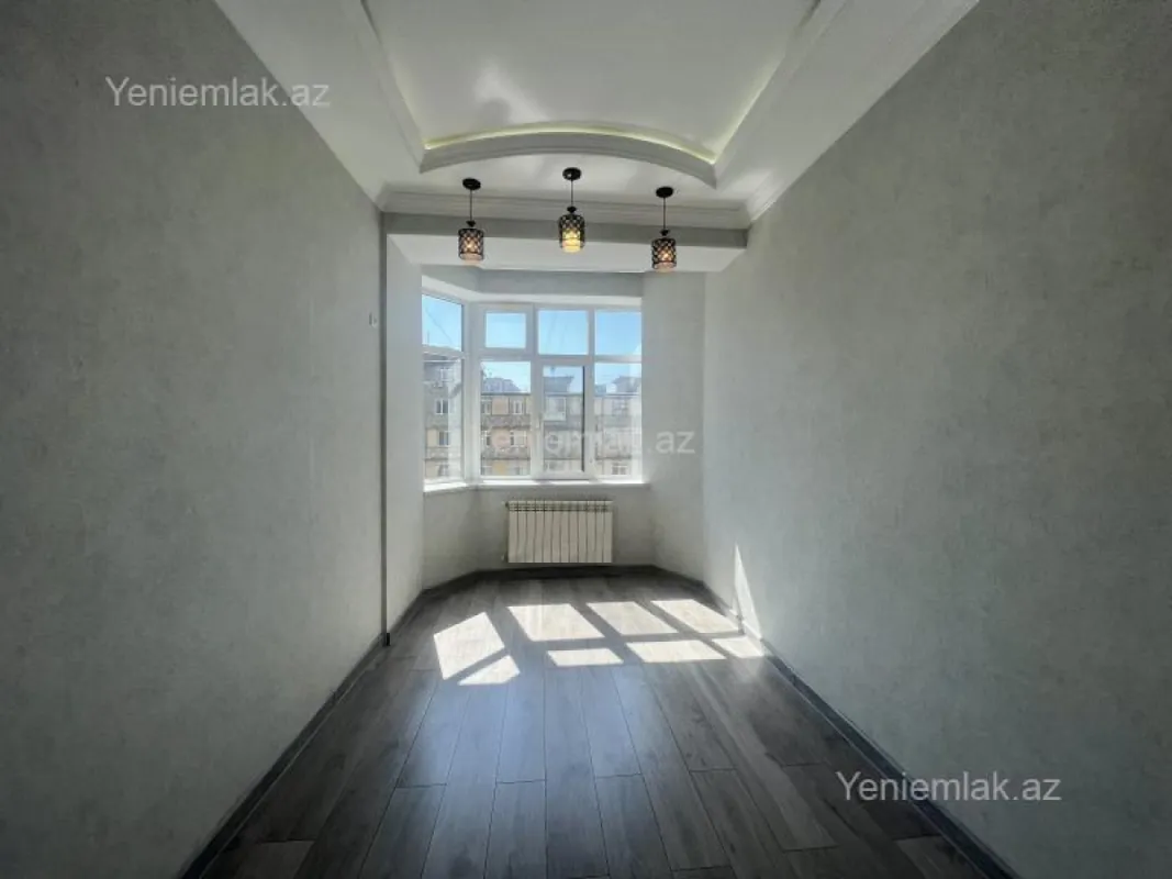 Satılır 3 otaqlı yeni tikili 80 m²