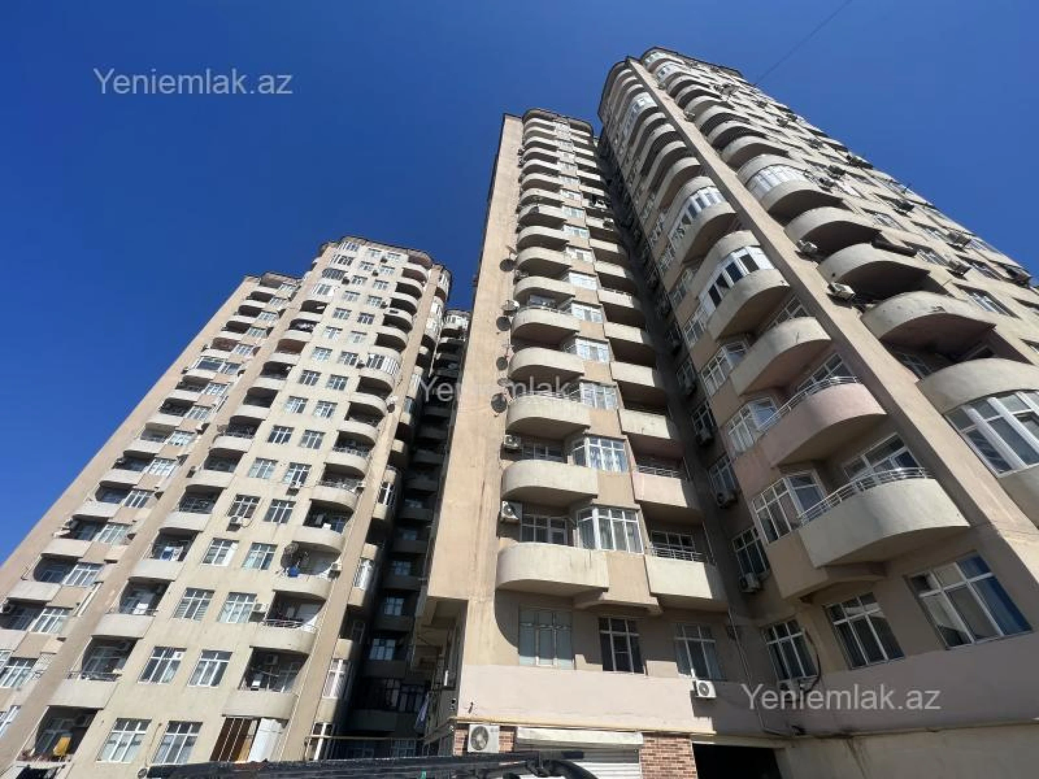 Satılır 3 otaqlı yeni tikili 80 m²