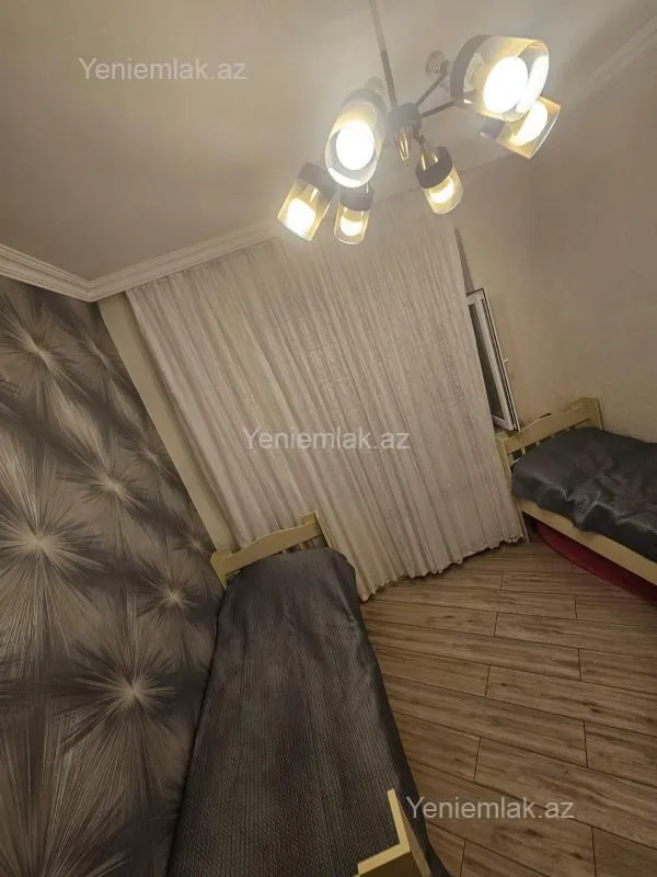 Satılır 3 otaqlı köhnə tikili 70 m²