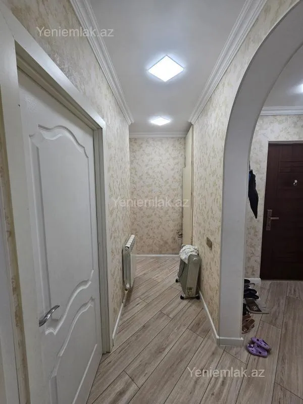 Satılır 3 otaqlı köhnə tikili 70 m²