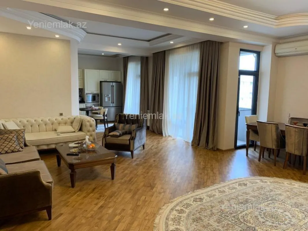 Satılır 5 otaqlı yeni tikili 206 m²