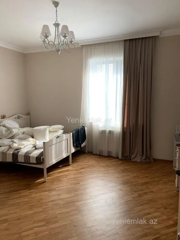 Satılır 5 otaqlı yeni tikili 206 m²
