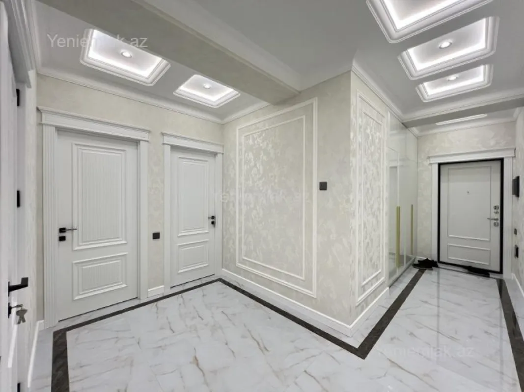 Satılır 4 otaqlı yeni tikili 144 m²