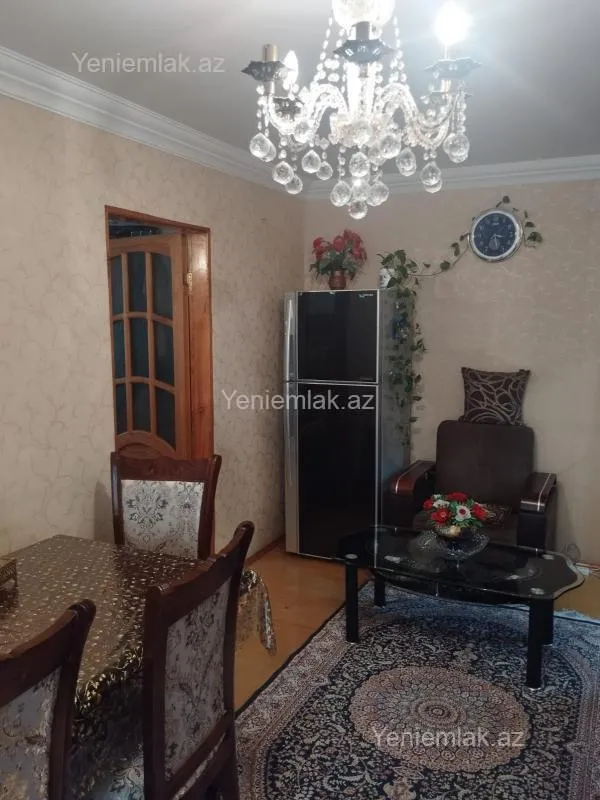 Satılır 2 otaqlı köhnə tikili 48 m²
