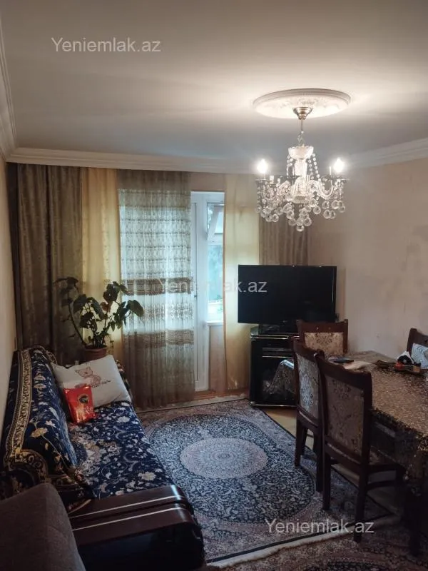 Satılır 2 otaqlı köhnə tikili 48 m²
