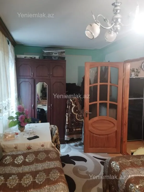 Satılır 2 otaqlı köhnə tikili 48 m²