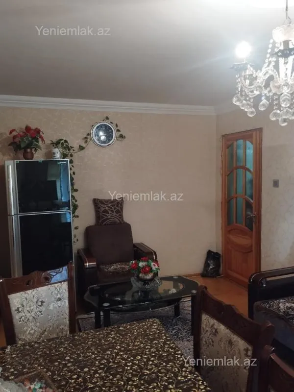 Satılır 2 otaqlı köhnə tikili 48 m²