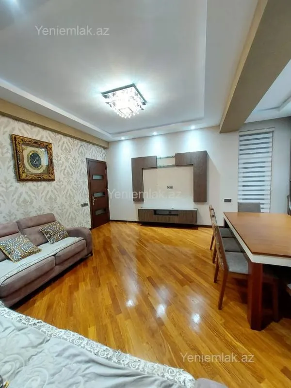 Satılır 3 otaqlı yeni tikili 132 m²