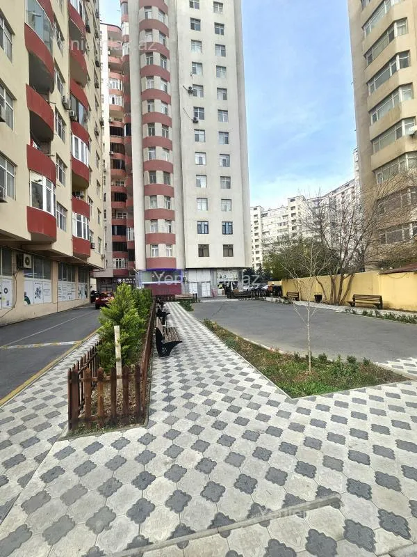 Satılır 3 otaqlı yeni tikili 132 m²