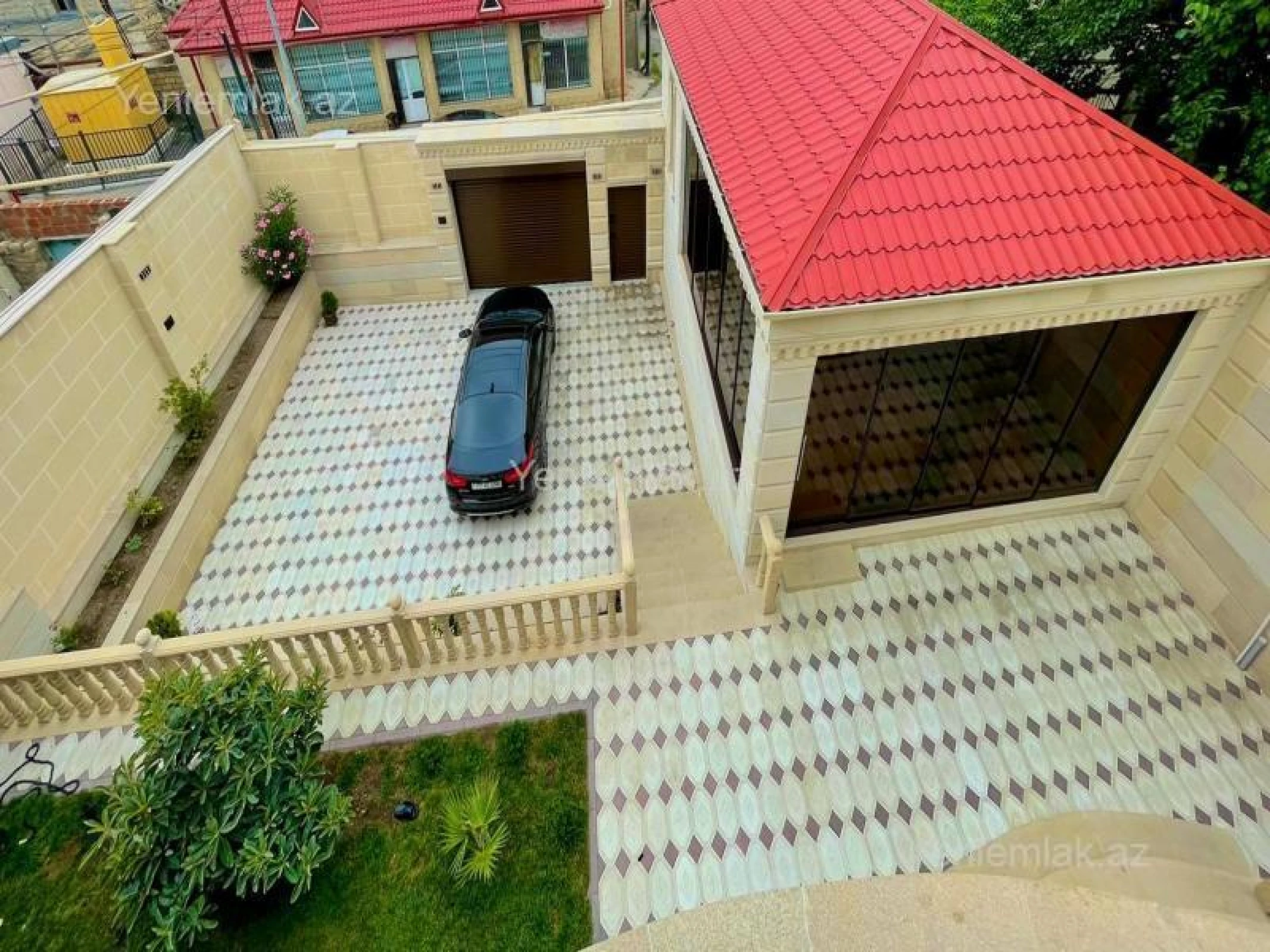 Satılır 7 otaqlı həyət evi 280 m²