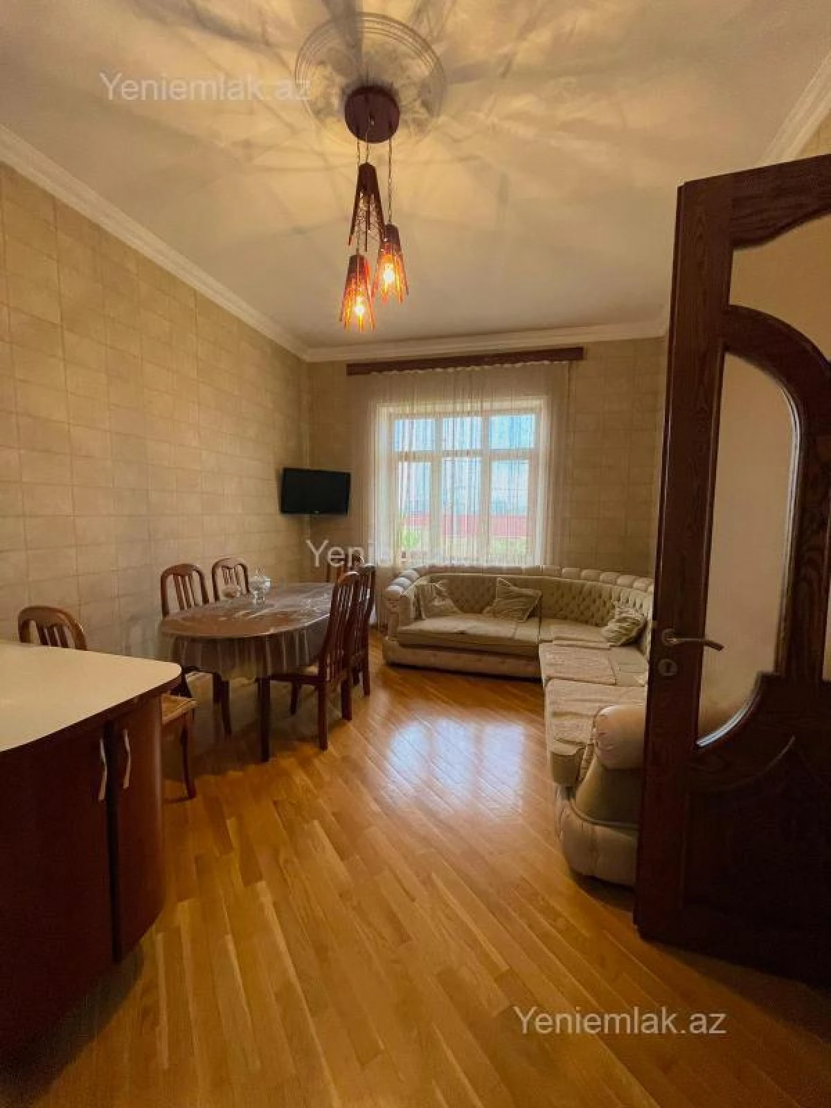 Satılır 7 otaqlı həyət evi 280 m²