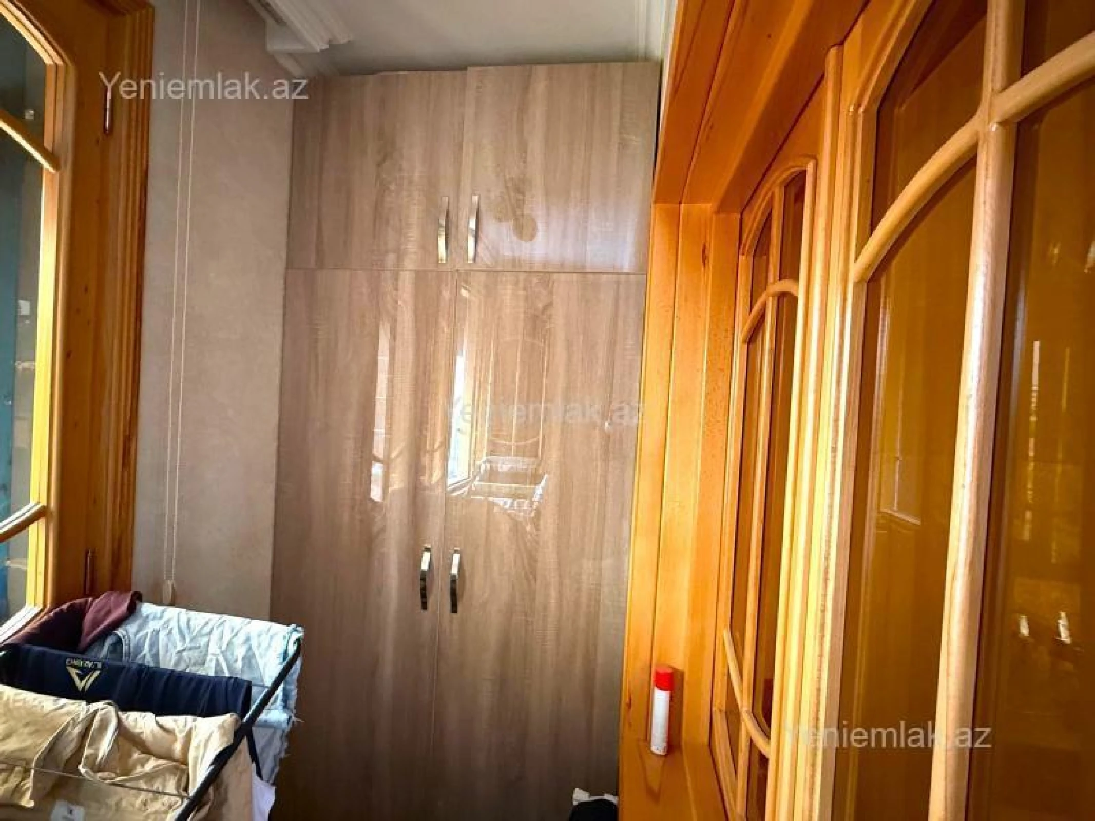 Satılır 3 otaqlı köhnə tikili 90 m²