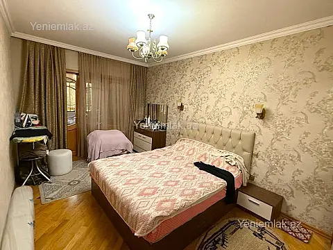 Satılır 3 otaqlı köhnə tikili 90 m²