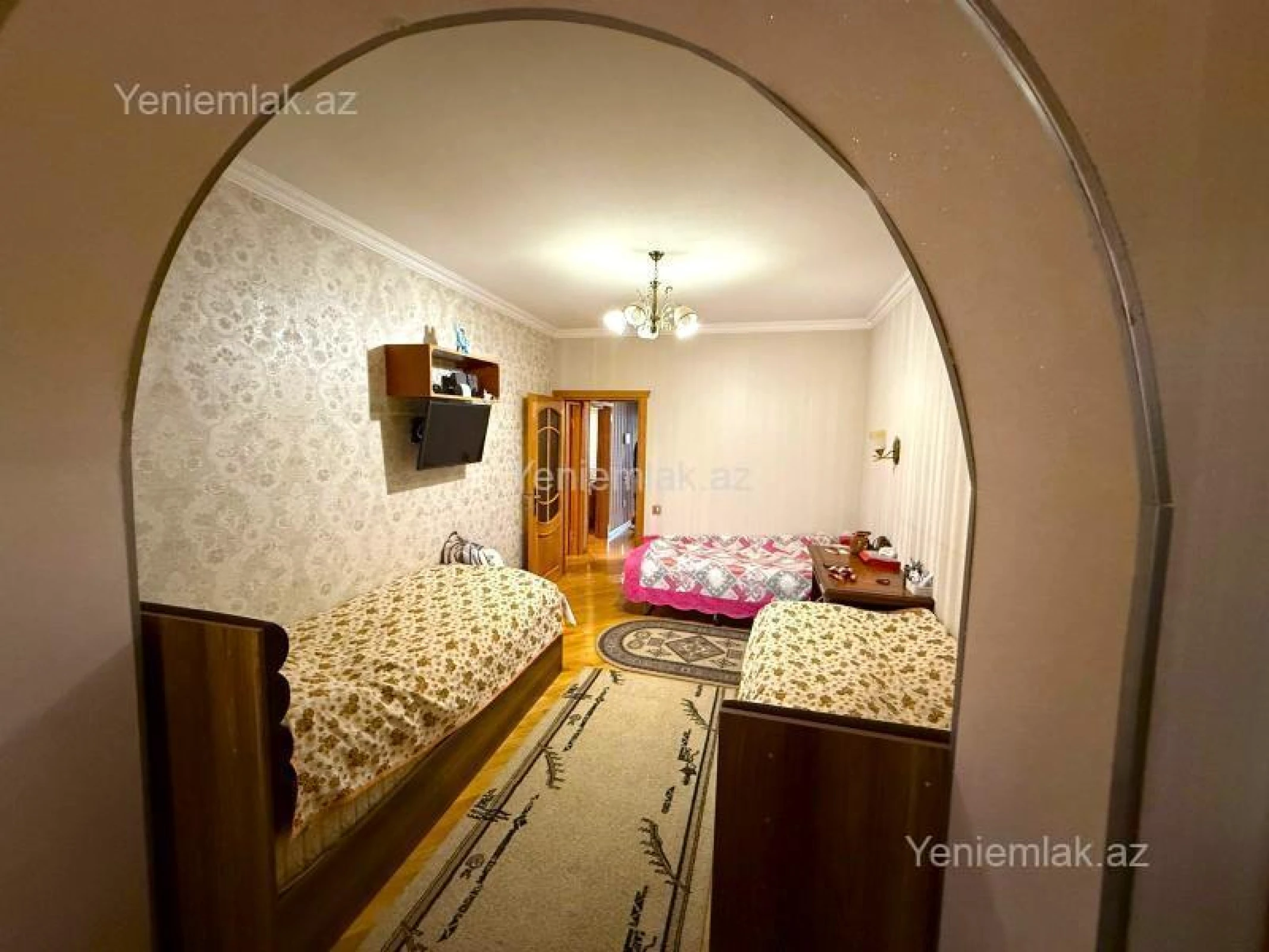 Satılır 3 otaqlı köhnə tikili 90 m²