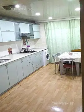 Satılır 3 otaqlı köhnə tikili 103 m²