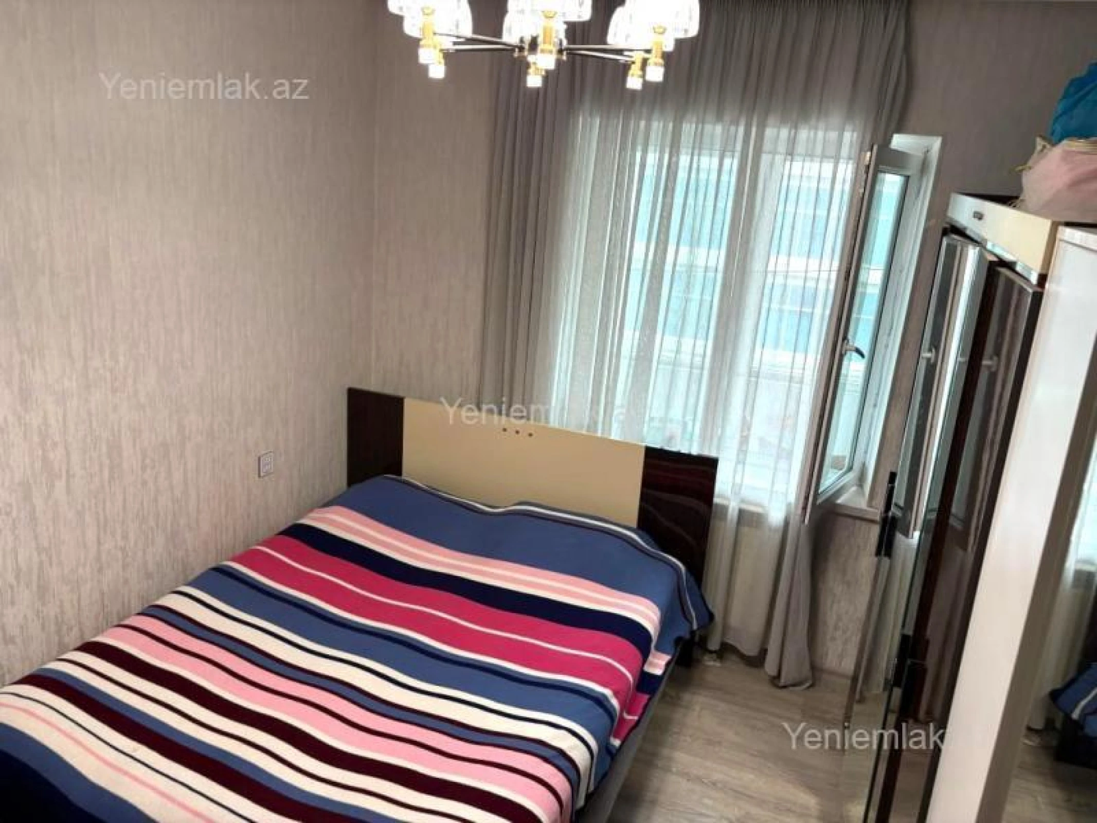 Satılır 2 otaqlı köhnə tikili 60 m²