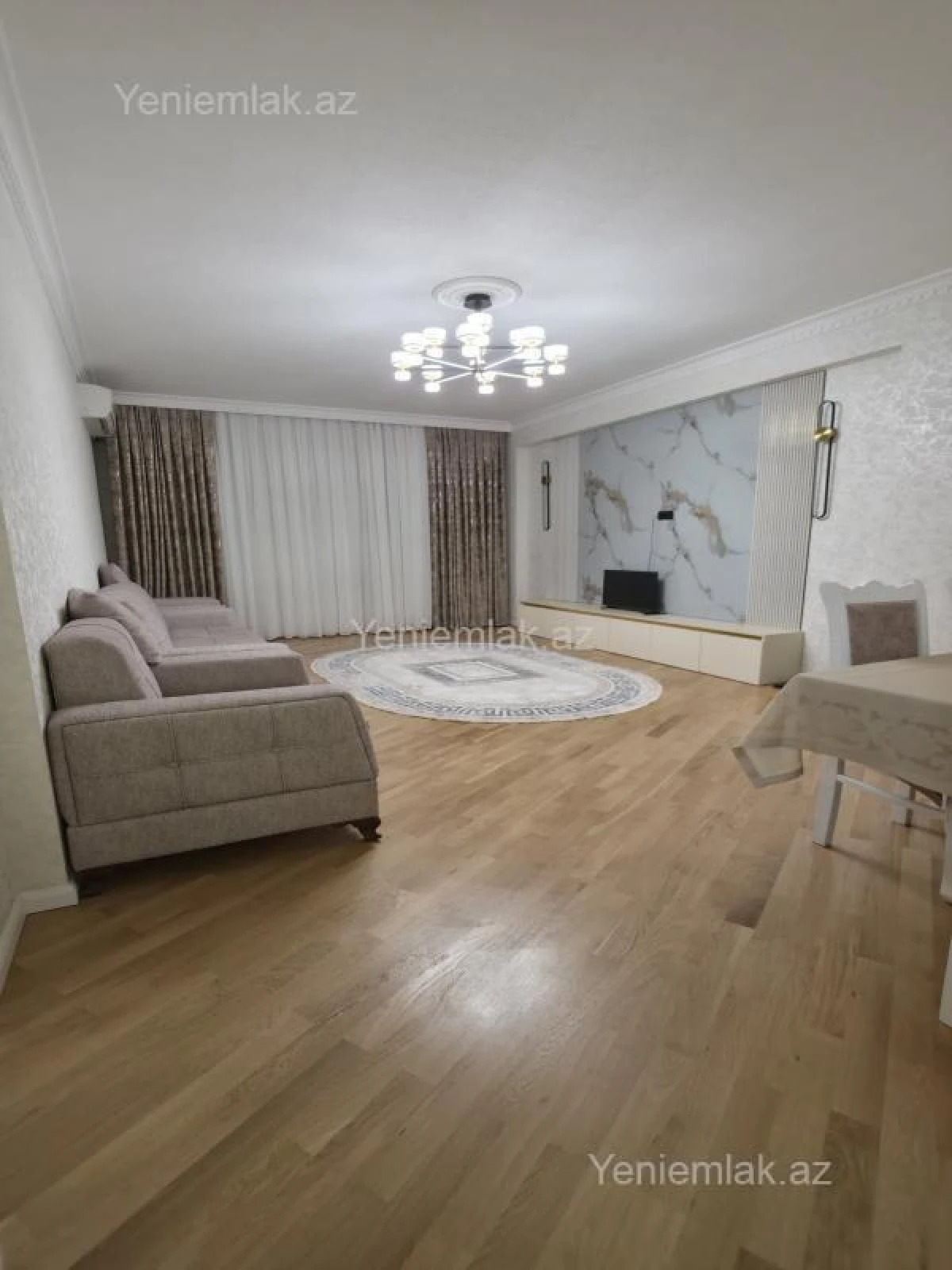 Satılır 3 otaqlı yeni tikili 125 m²