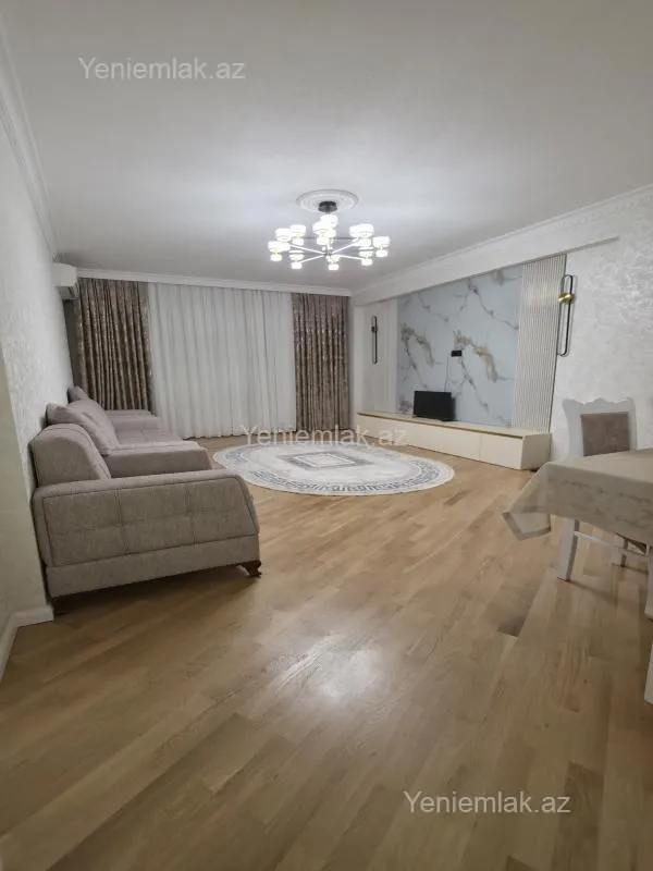 Satılır 3 otaqlı yeni tikili 125 m²