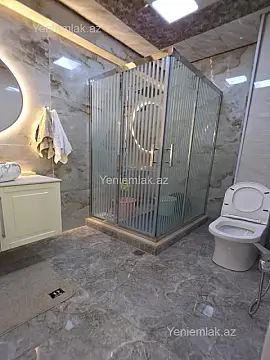 Satılır 3 otaqlı yeni tikili 125 m²