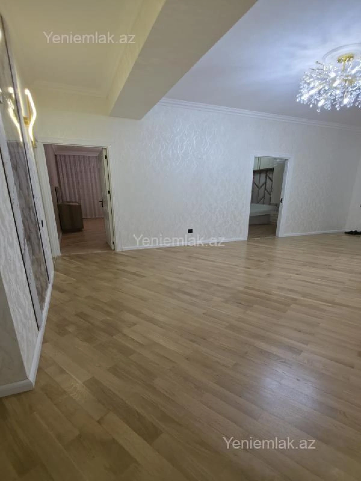 Satılır 3 otaqlı yeni tikili 125 m²