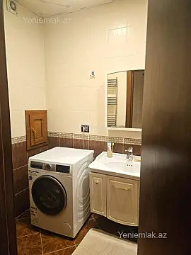 Satılır 4 otaqlı yeni tikili 175 m²