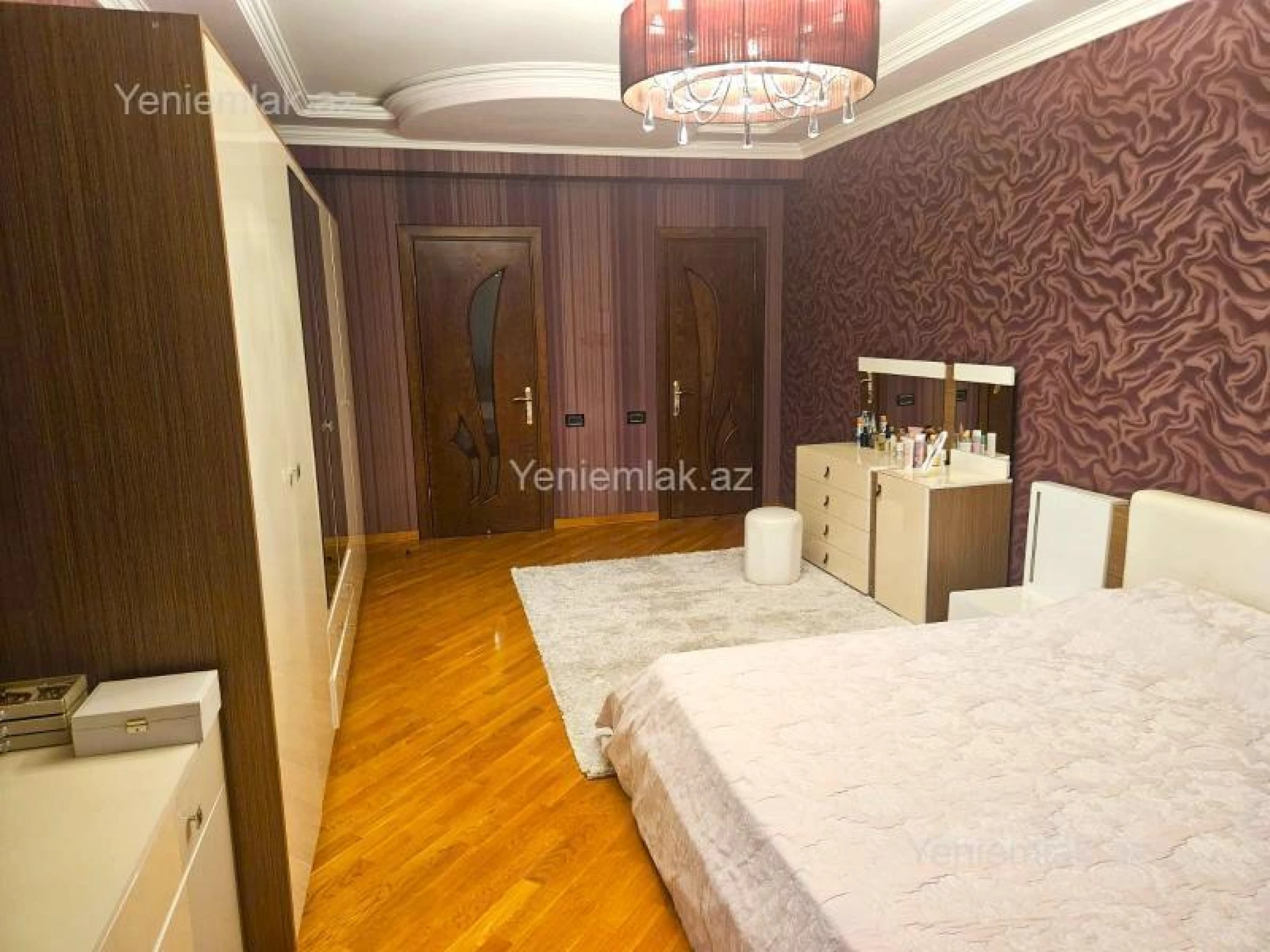 Satılır 4 otaqlı yeni tikili 175 m²
