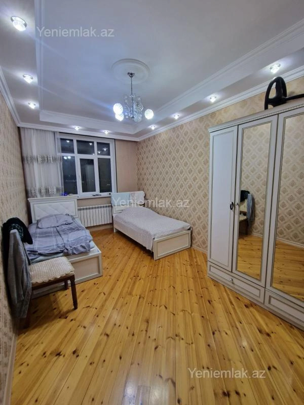 Satılır 3 otaqlı yeni tikili 90 m²