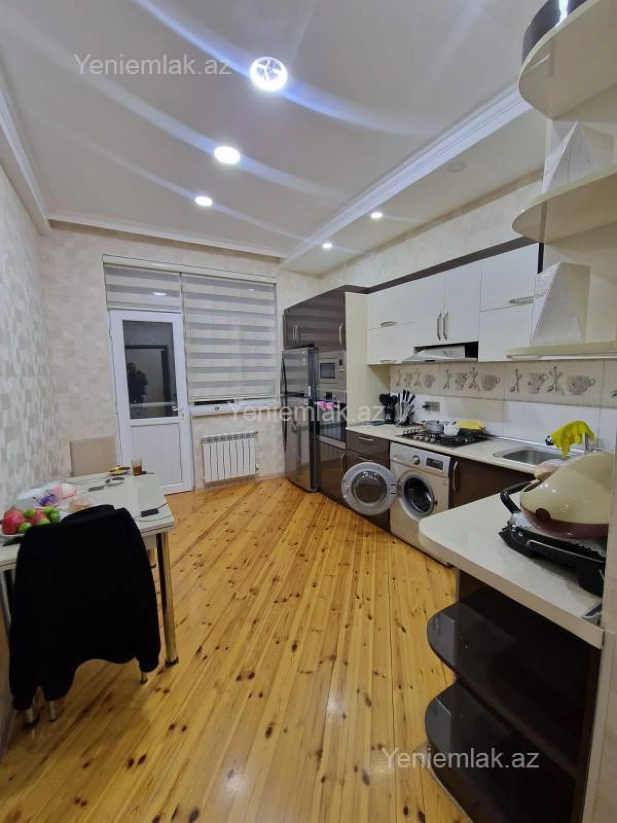 Satılır 3 otaqlı yeni tikili 90 m²