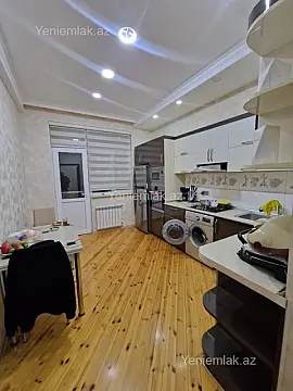 Satılır 3 otaqlı yeni tikili 90 m²
