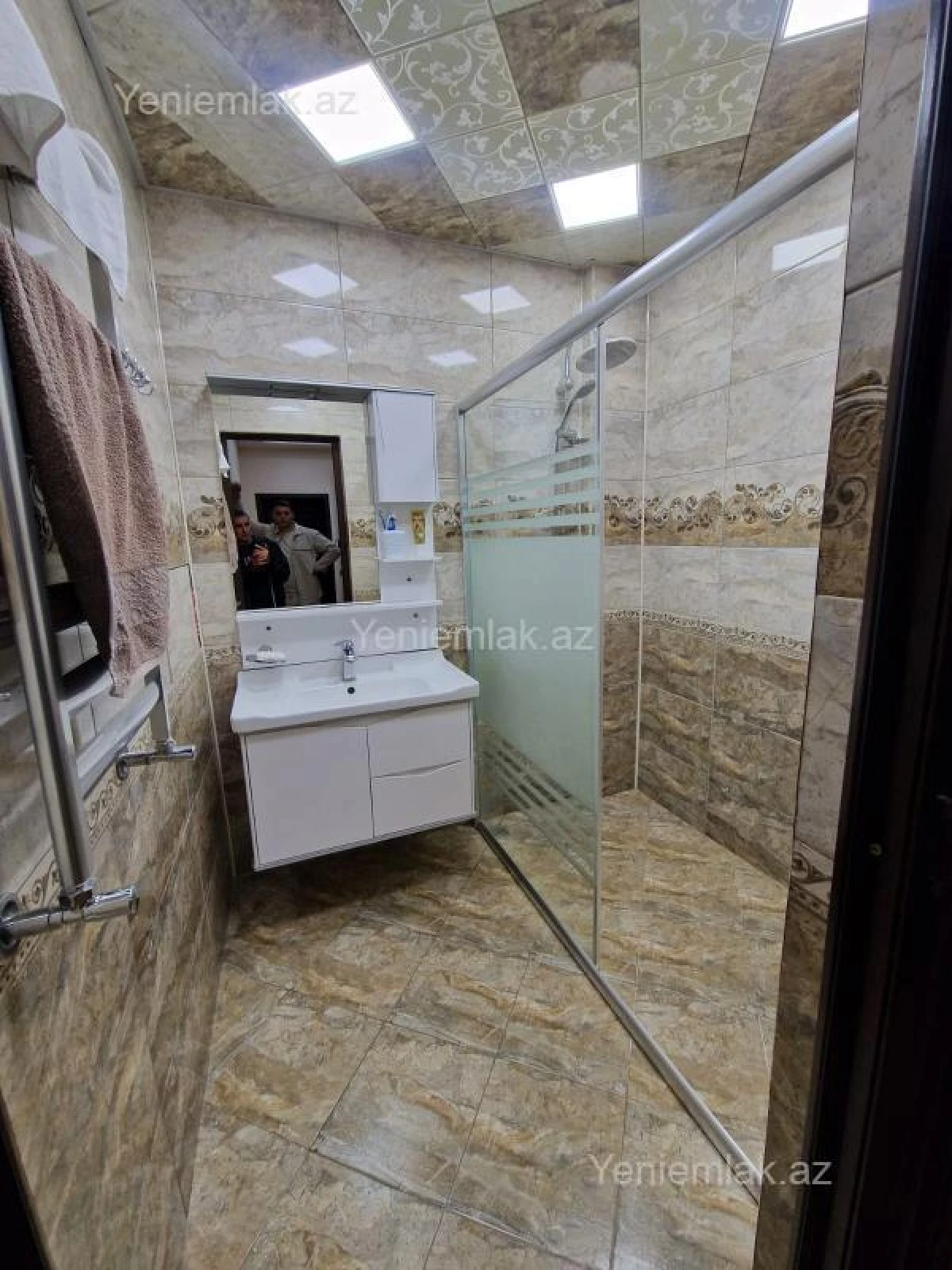 Satılır 3 otaqlı yeni tikili 90 m²