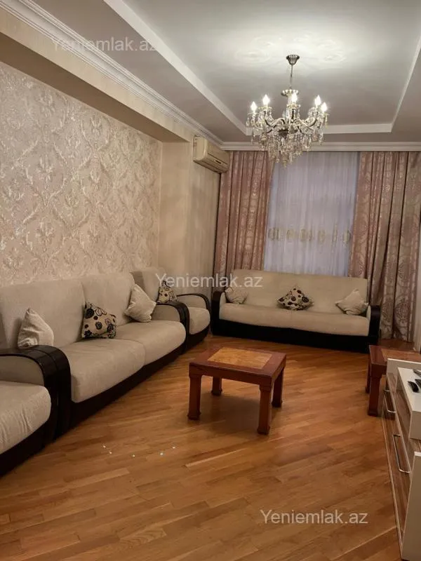 Satılır 3 otaqlı yeni tikili 122 m²