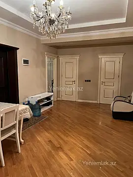 Satılır 3 otaqlı yeni tikili 122 m²