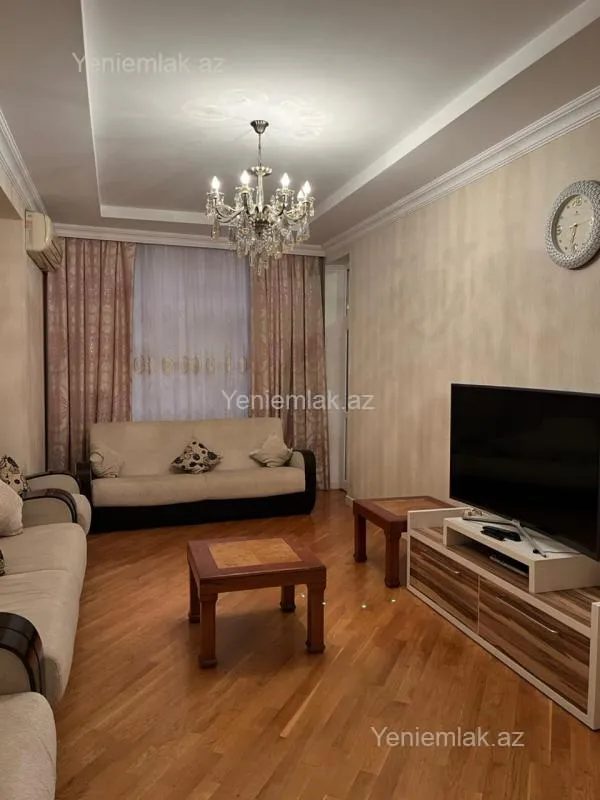 Satılır 3 otaqlı yeni tikili 122 m²
