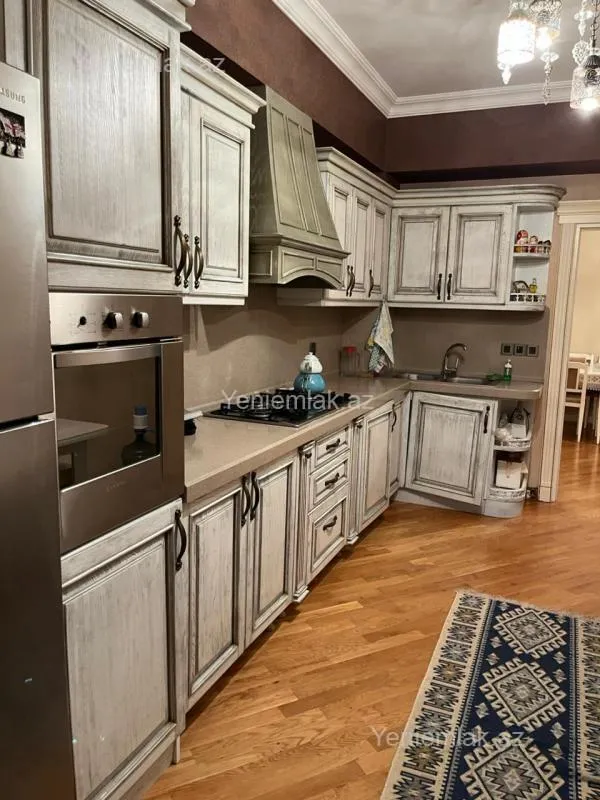 Satılır 3 otaqlı yeni tikili 122 m²