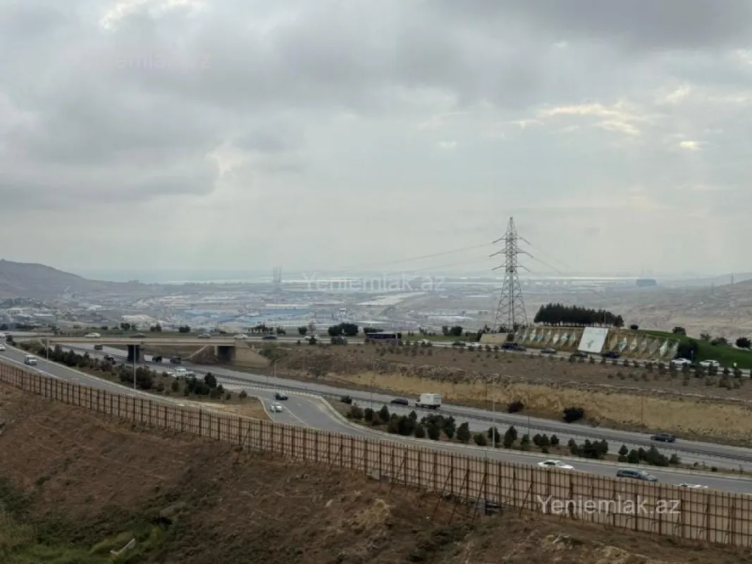 Satılır 3 otaqlı yeni tikili 86 m²