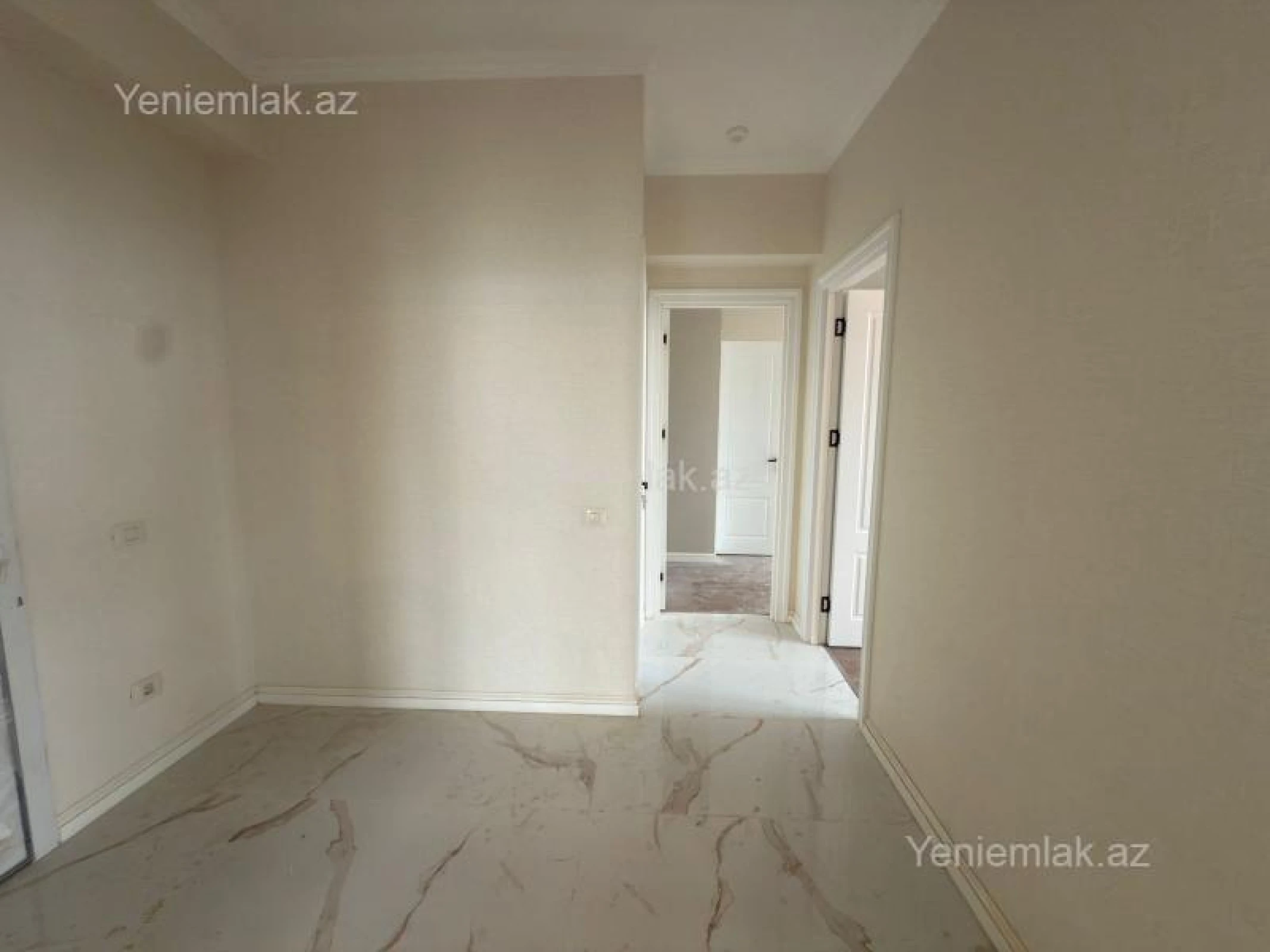Satılır 3 otaqlı yeni tikili 86 m²