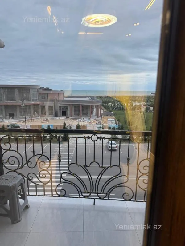 Satılır 2 otaqlı yeni tikili 50 m²