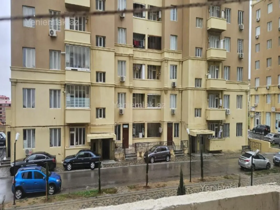 Satılır 3 otaqlı yeni tikili 60 m²